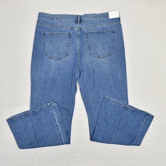 Express Classic Blue Women's Jeans - Picture 3 of 8